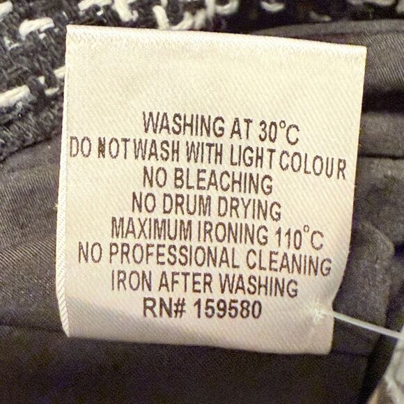 Pink Lily Call On You Black Plaid Lined High Waisted Shorts Size Medium‎ NWOT - Picture 8 of 10